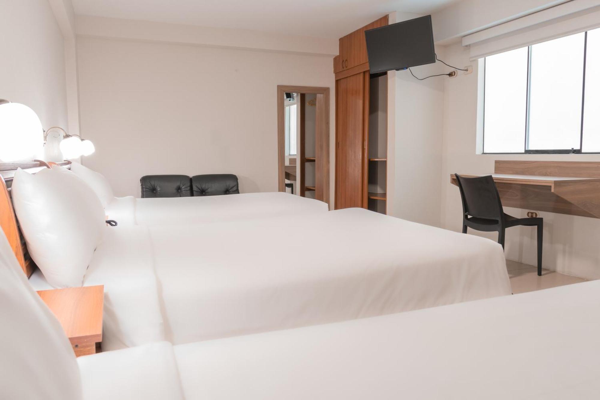 Hotel Alexander 트루히요 객실 사진
